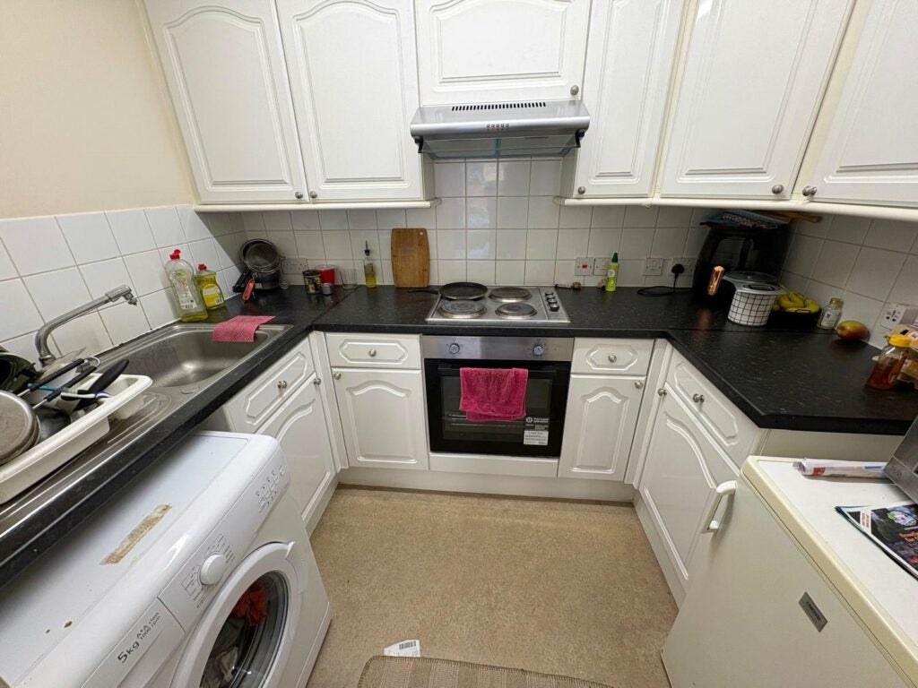 Flat Wellington Street in Rushmoor