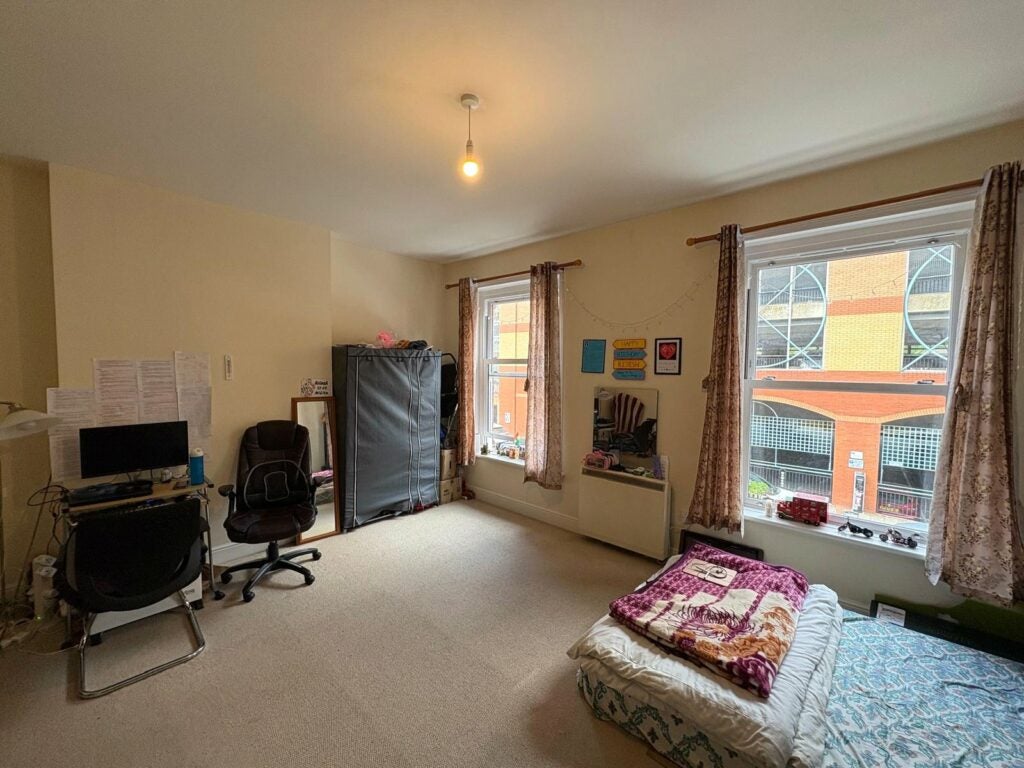 Flat Wellington Street in Rushmoor