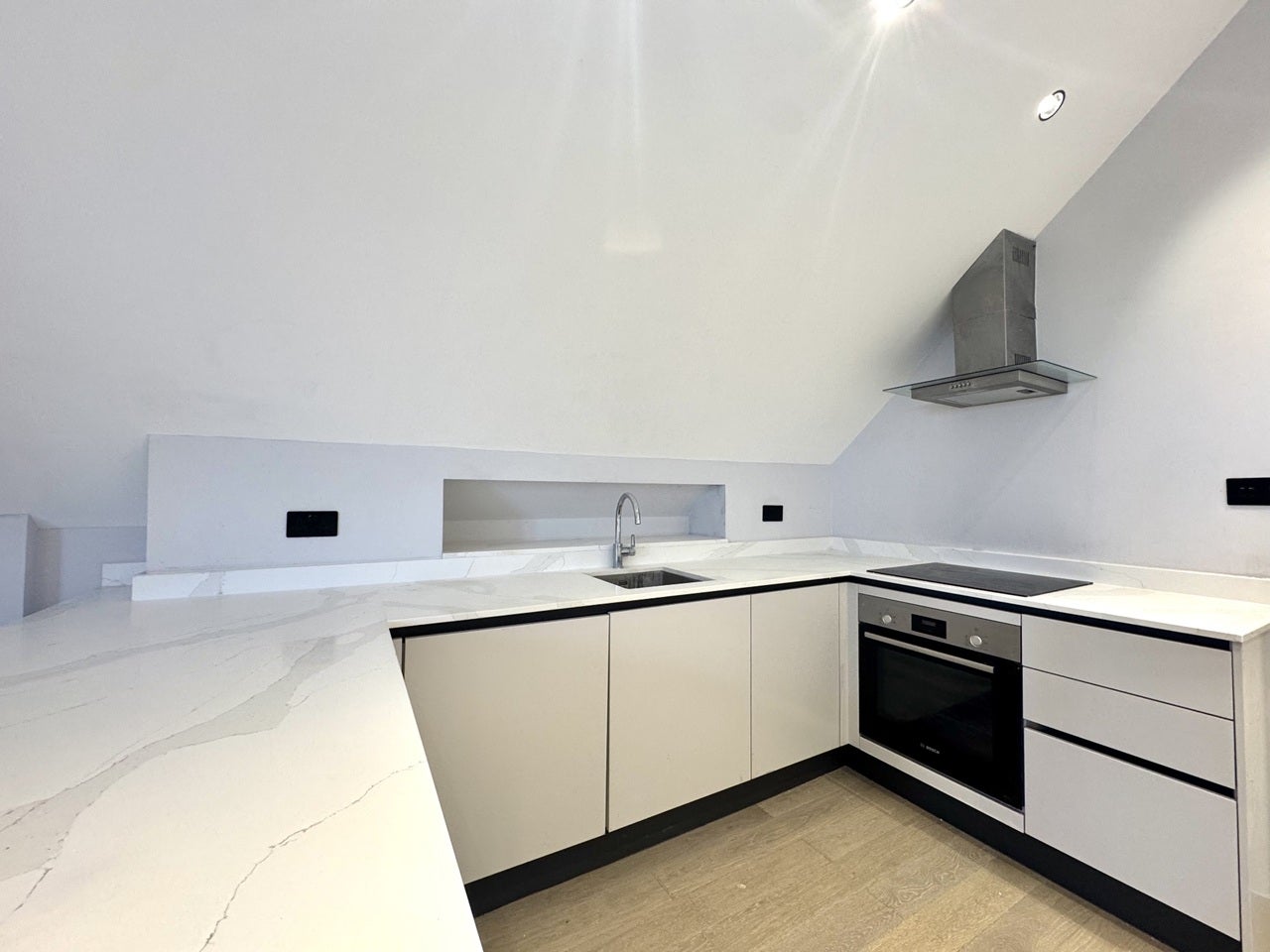 Flat Chinbrook Road in Greater London