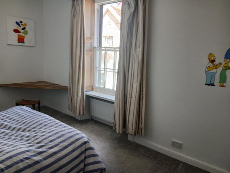 Room Upper Cheltenham Place in Bristol