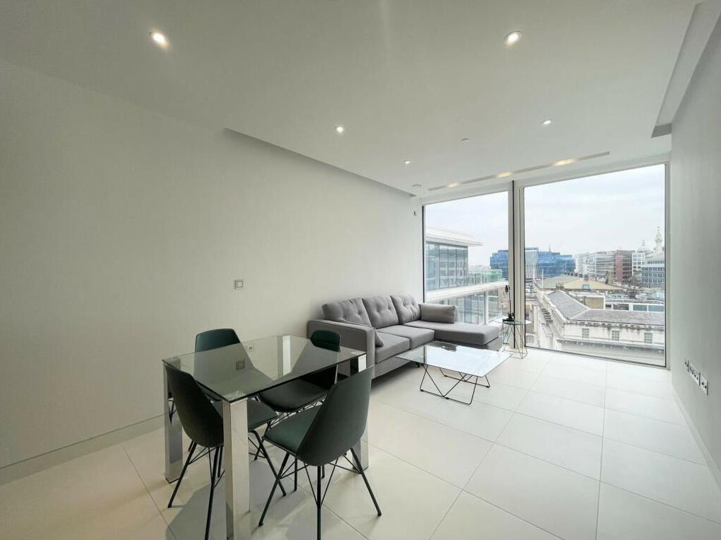 Flat Water Lane in City of London
