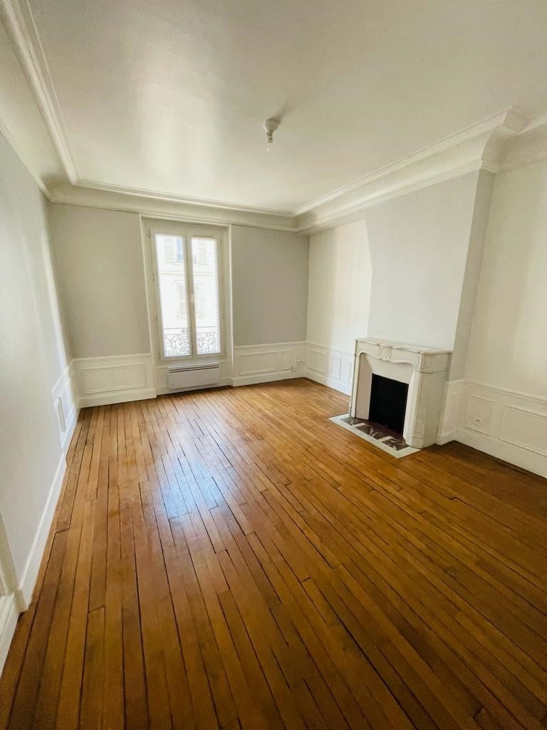 Flat Rue du Commerce in Paris