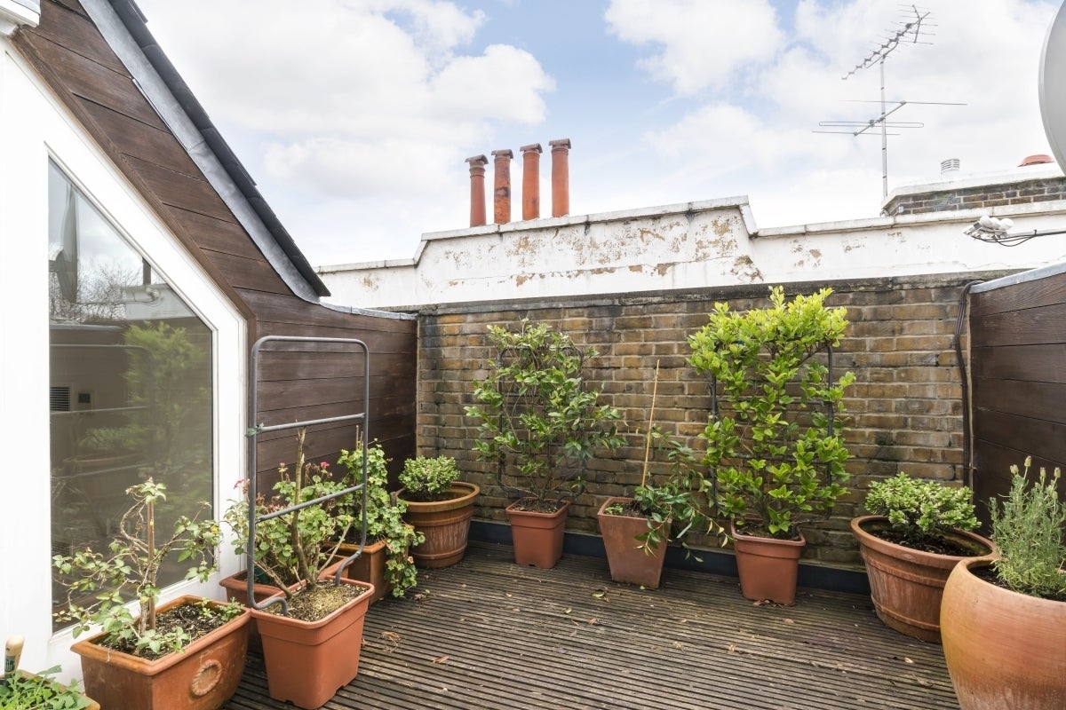 Flat Pembridge Villas in Greater London