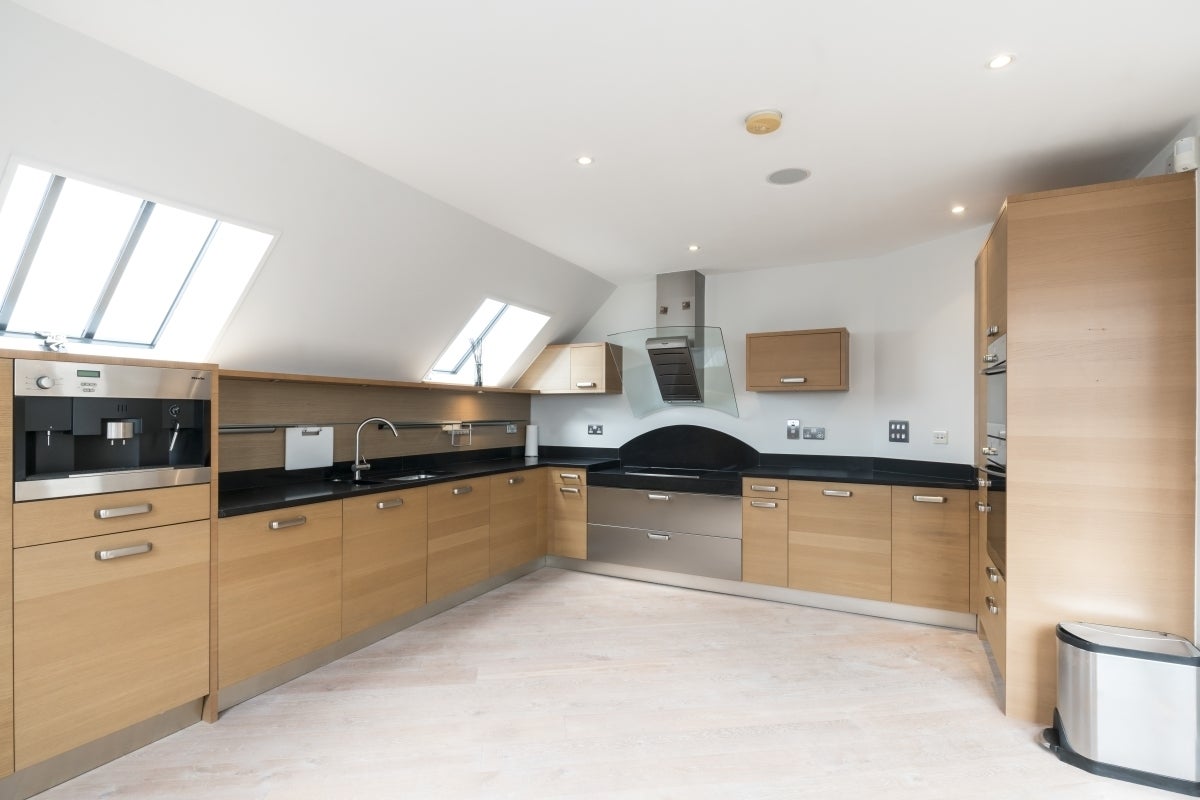 Flat Pembridge Villas in Greater London