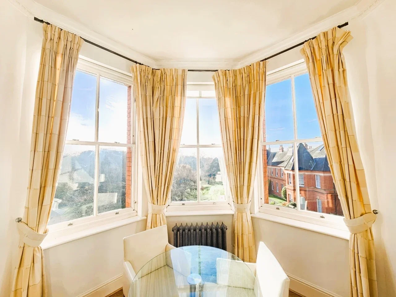 Flat Brandesbury Square in Greater London