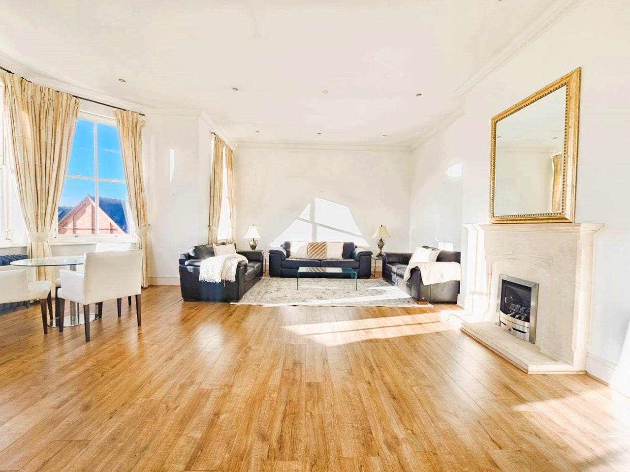 Flat Brandesbury Square in Greater London