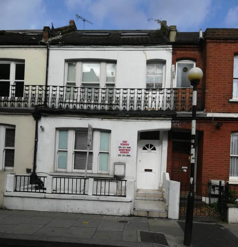 Flat Wandsworth Bridge Road in Greater London