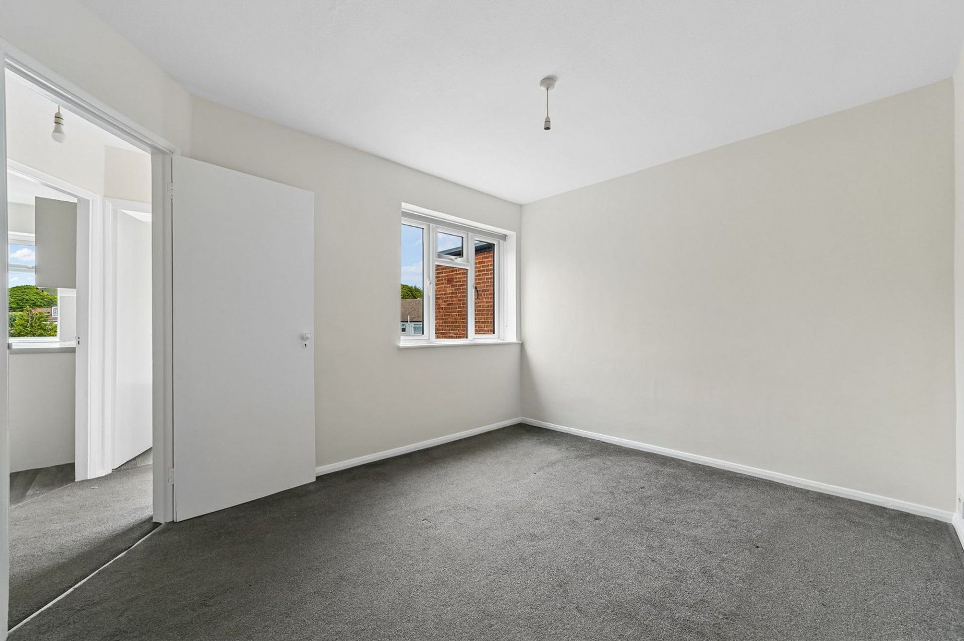Flat Stainash Parade in Borough of Spelthorne