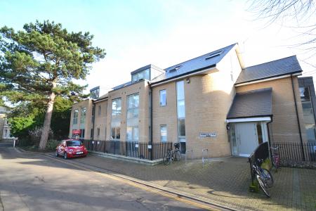 Flat Primrose Street in Cambridge