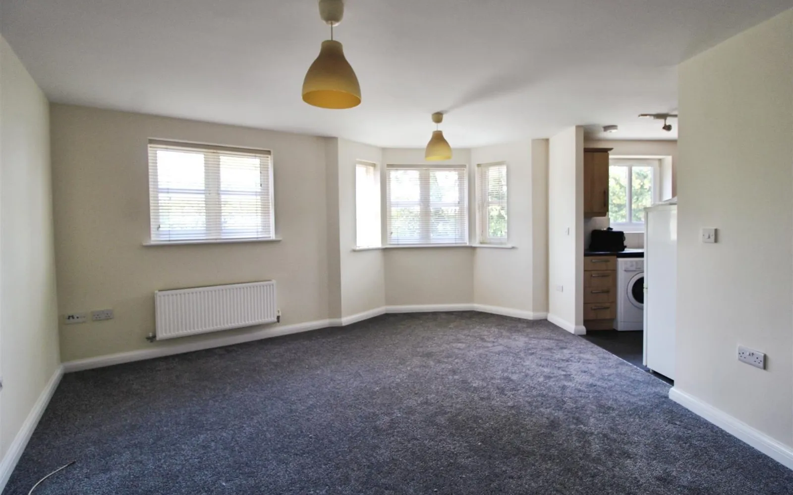 Flat Pepper Box Court in Rugby