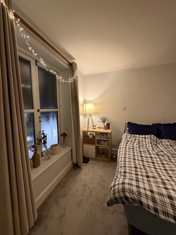 Room Porchester Walk in City of Westminster