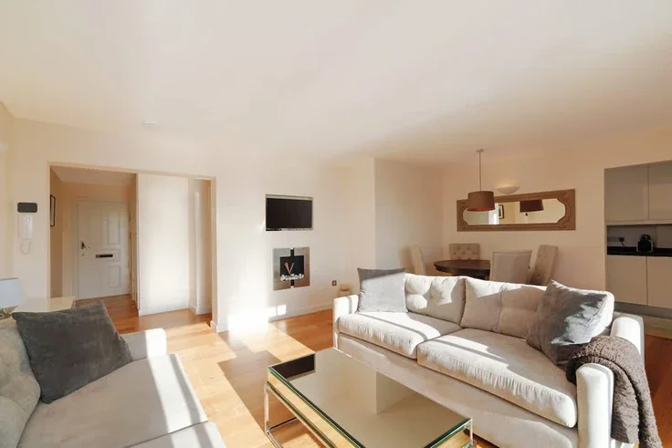 Flat King's Road in Greater London