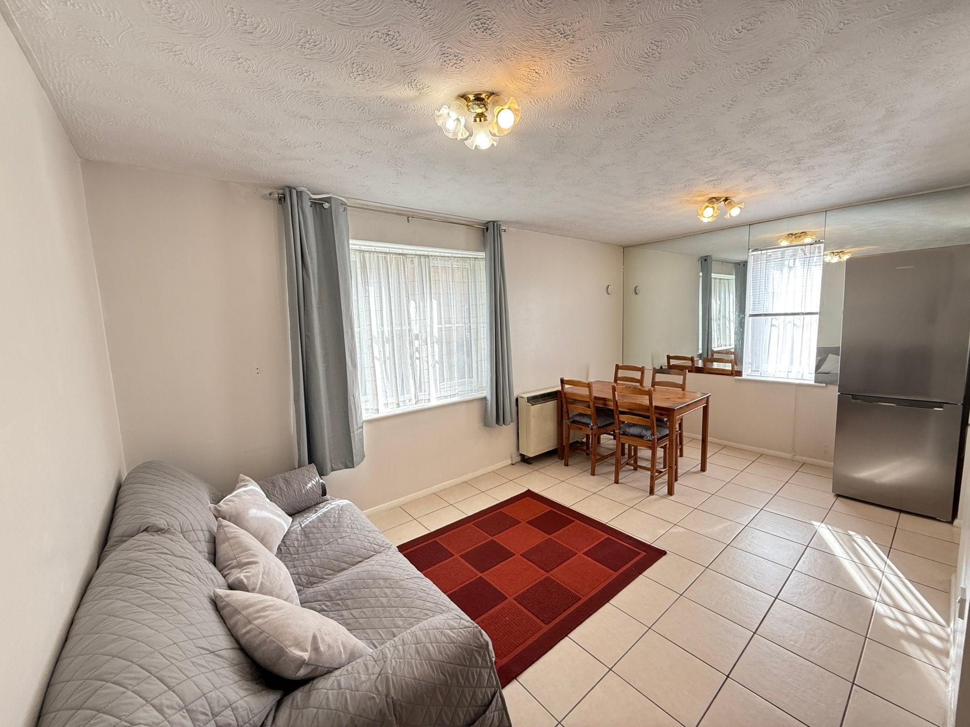 Flat Elmore Close in Greater London