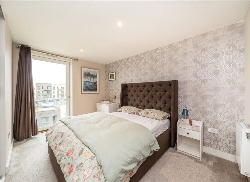 House Saundby Lane in Greater London
