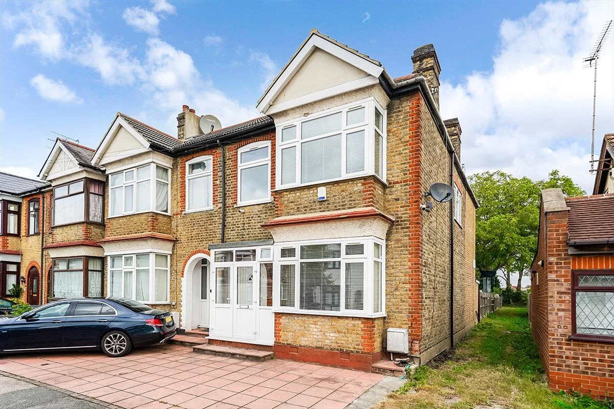 House Hampton Road in Greater London