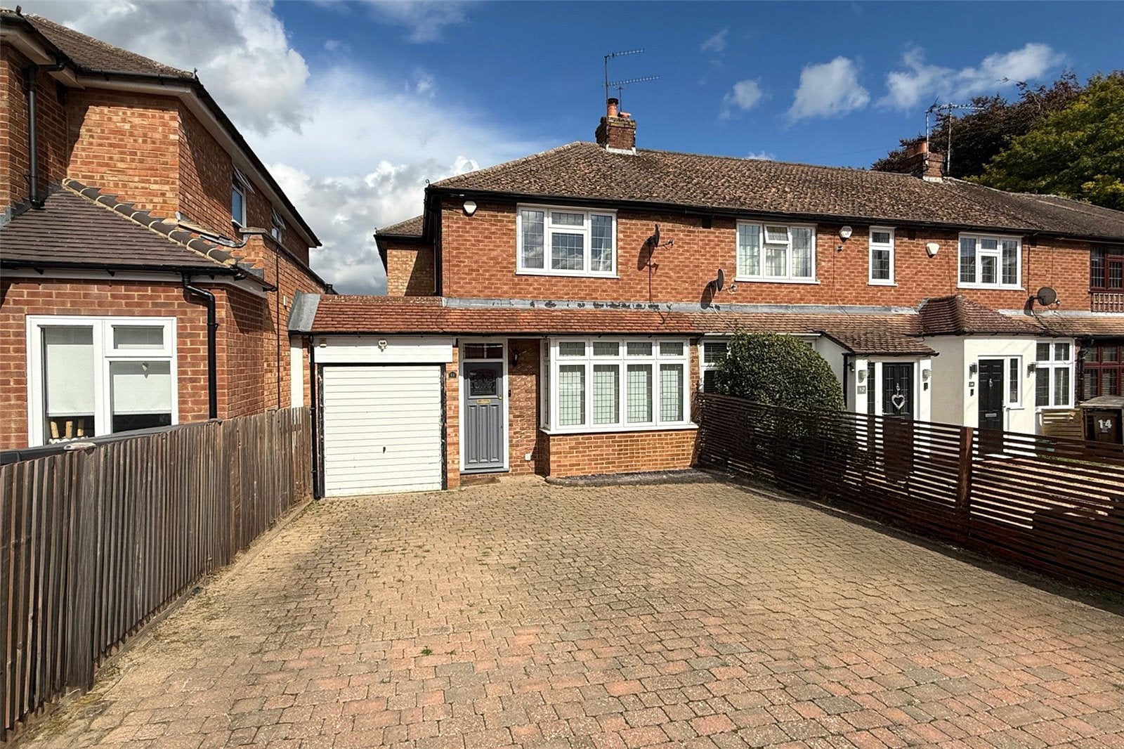 House Weybourne Close in St Albans