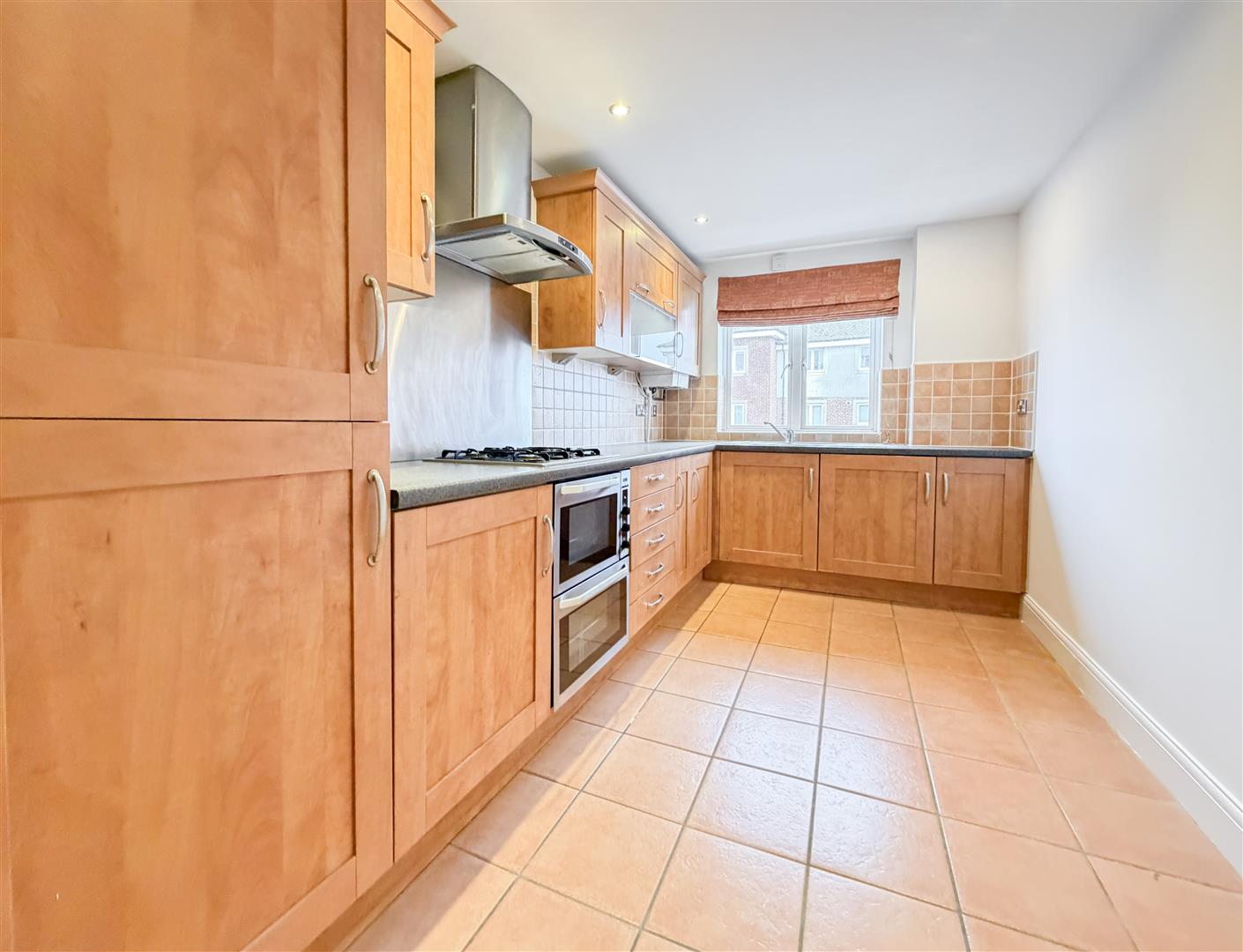 Flat Dominica Court in Eastbourne