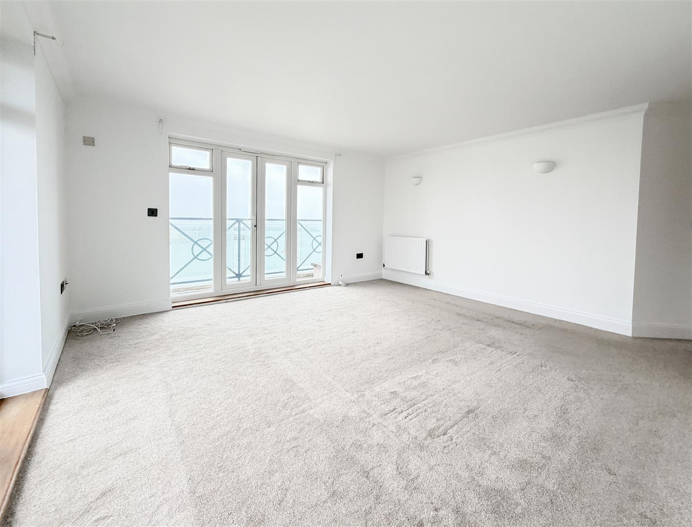 Flat Dominica Court in Eastbourne