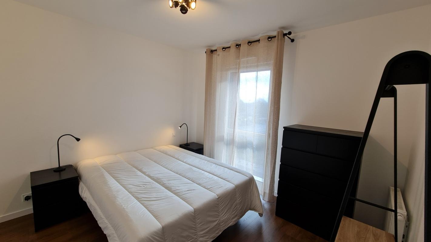 Flat Rue Pierre Marchand in Noyal-sur-Vilaine