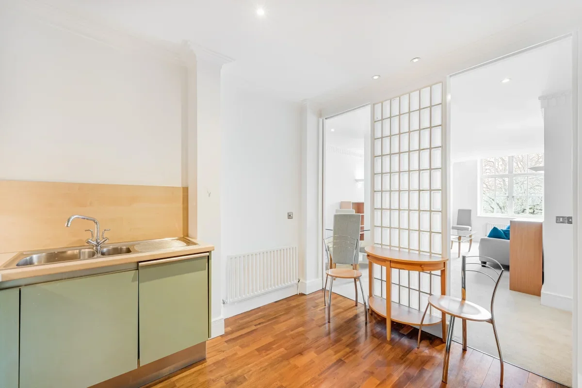Flat Russell Square in Greater London