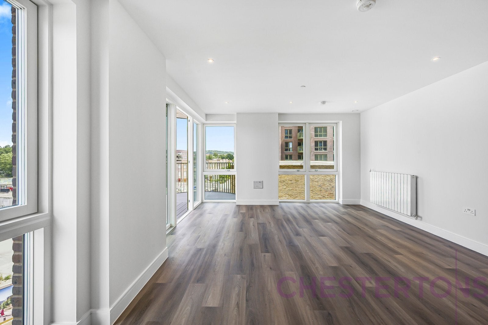 Flat Townsend Road in Greater London