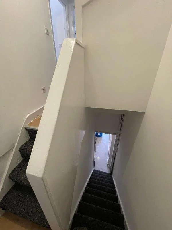 Room Hoe Street in Greater London