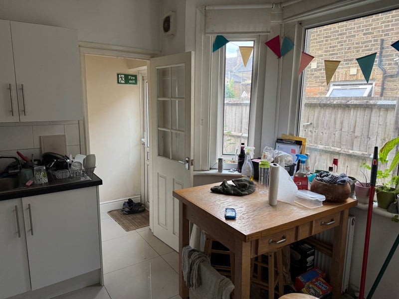 Room Pascoe Road in Greater London