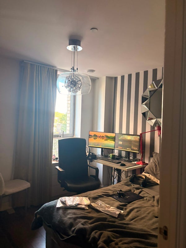 Room Cornmill Lane in Greater London