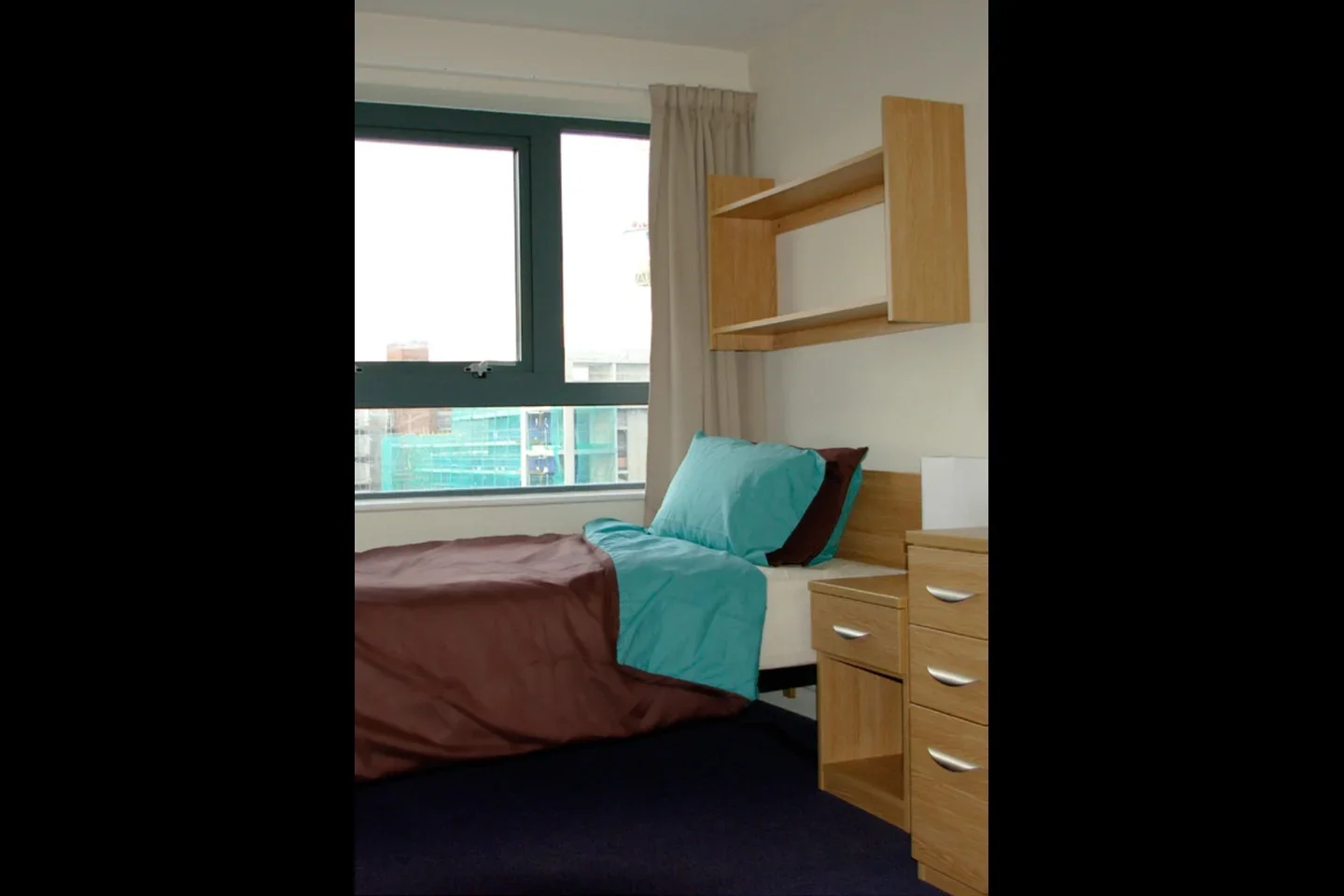 Room Hornsey Street in Greater London