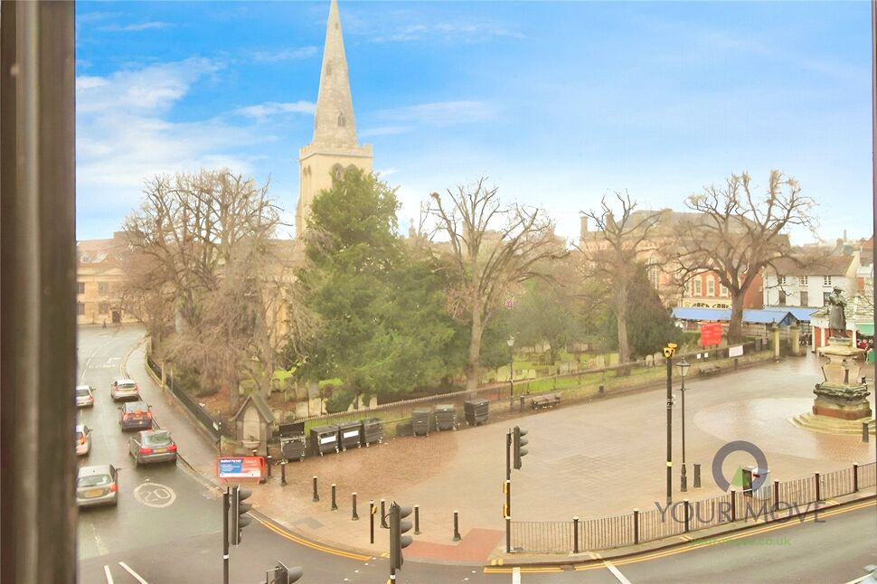 Flat St Paul's Square in Bedford