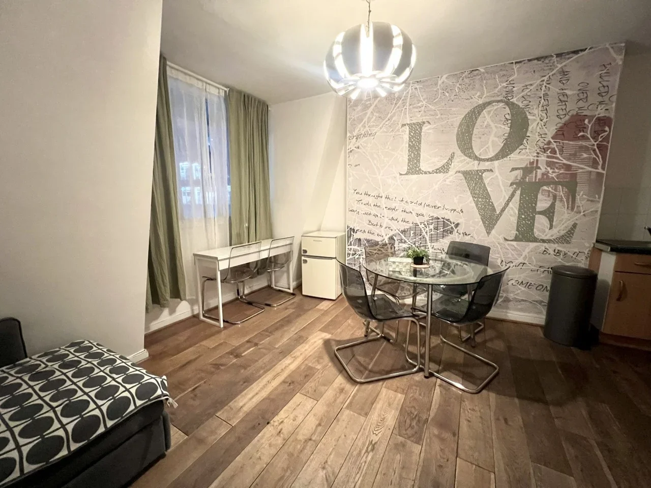 Flat Oxford Street in City of Westminster