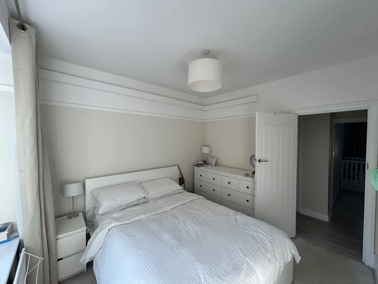 Flat Thurlow Park Road in Greater London
