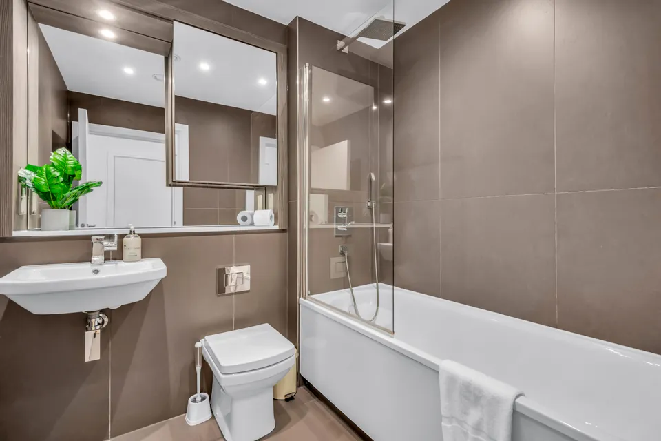 Flat Balfour Road in Greater London