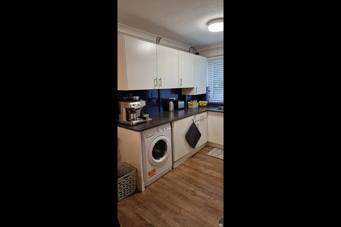House Elmore Road in Greater London