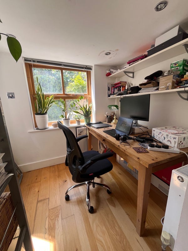 Room Northchurch Road in Greater London