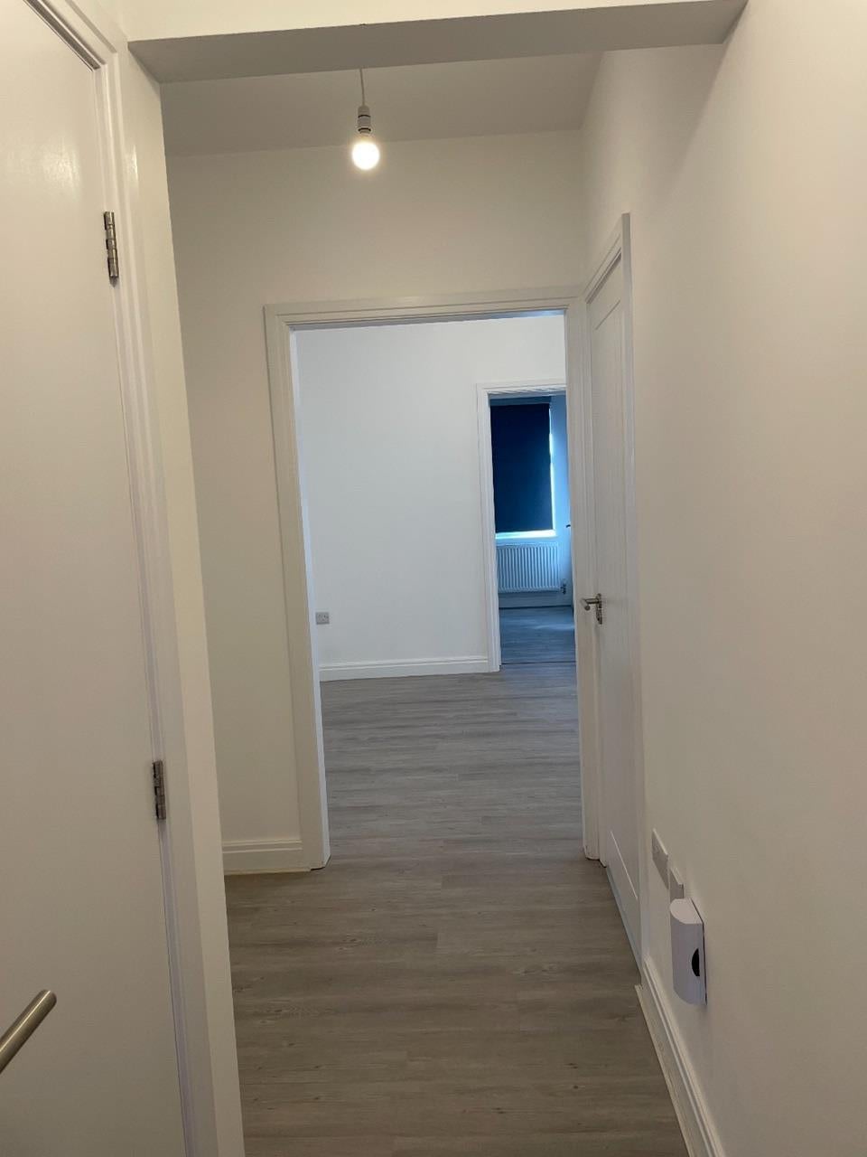 Flat Whitehall Road in Greater London