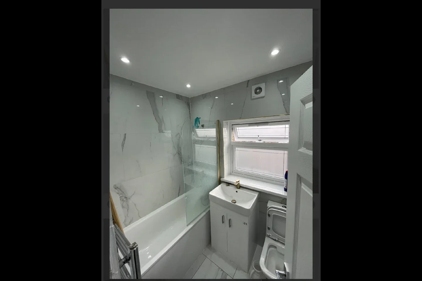 Room Westbury Terrace in Greater London