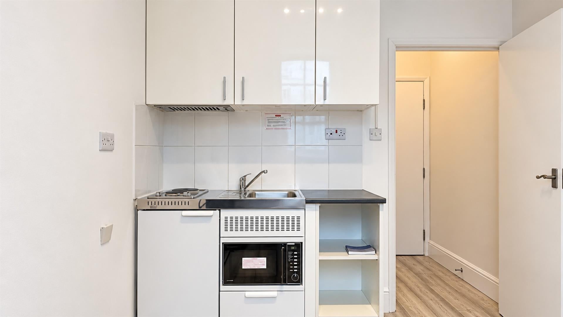 Flat Talbot Square in City of Westminster