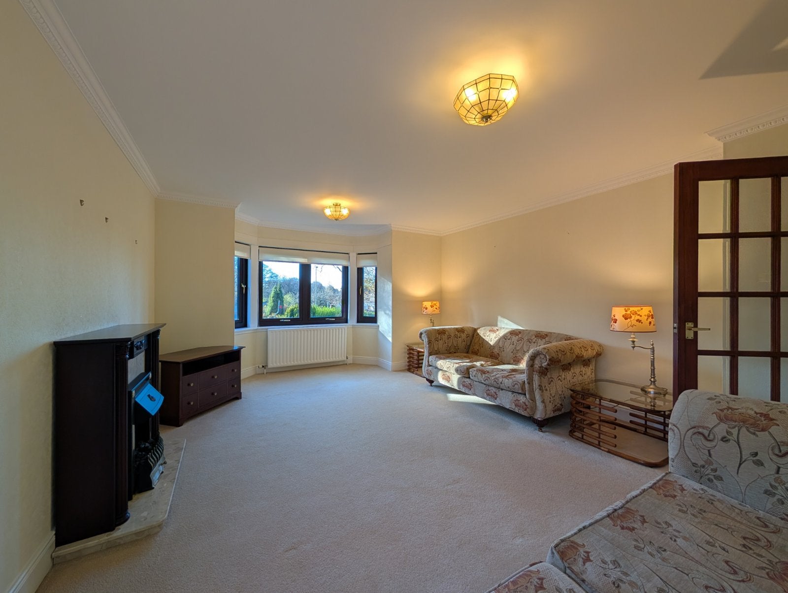 Flat Cramond Road North in City of Edinburgh