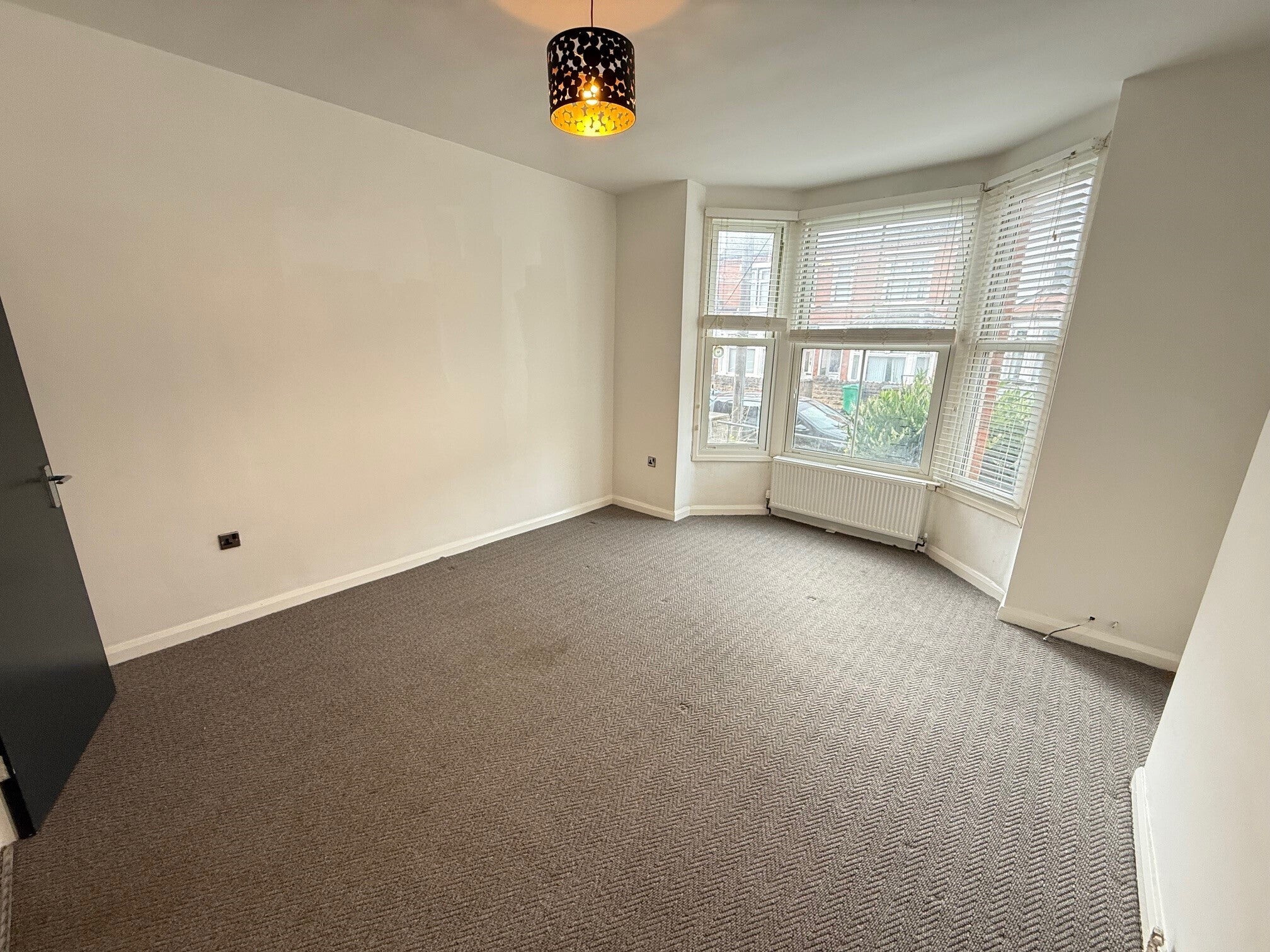 Flat Burford Road in Nottingham