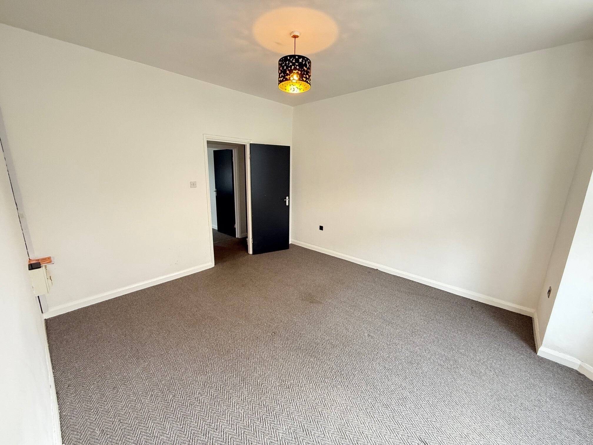 Flat Burford Road in Nottingham