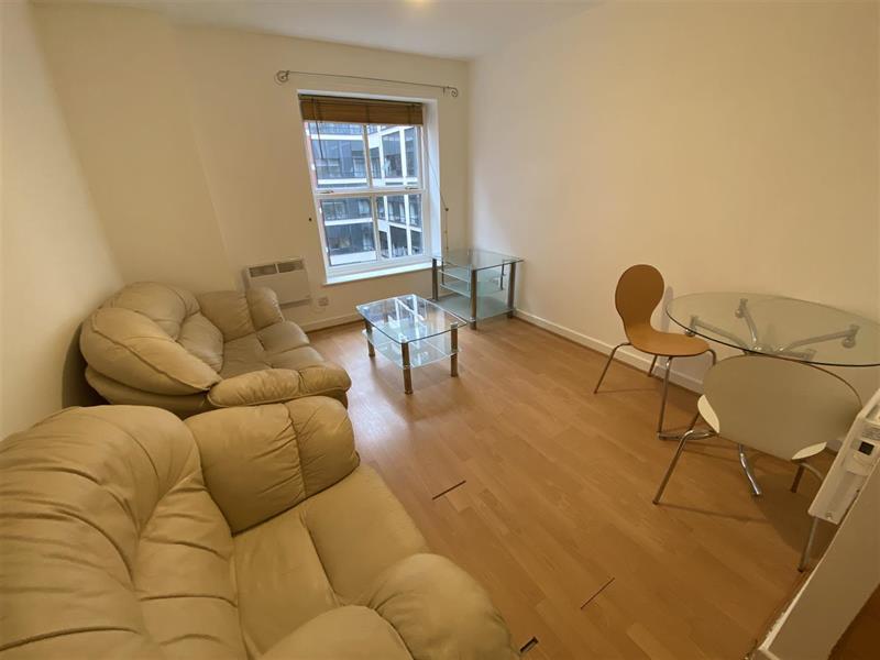 Flat Bombay Street in Manchester