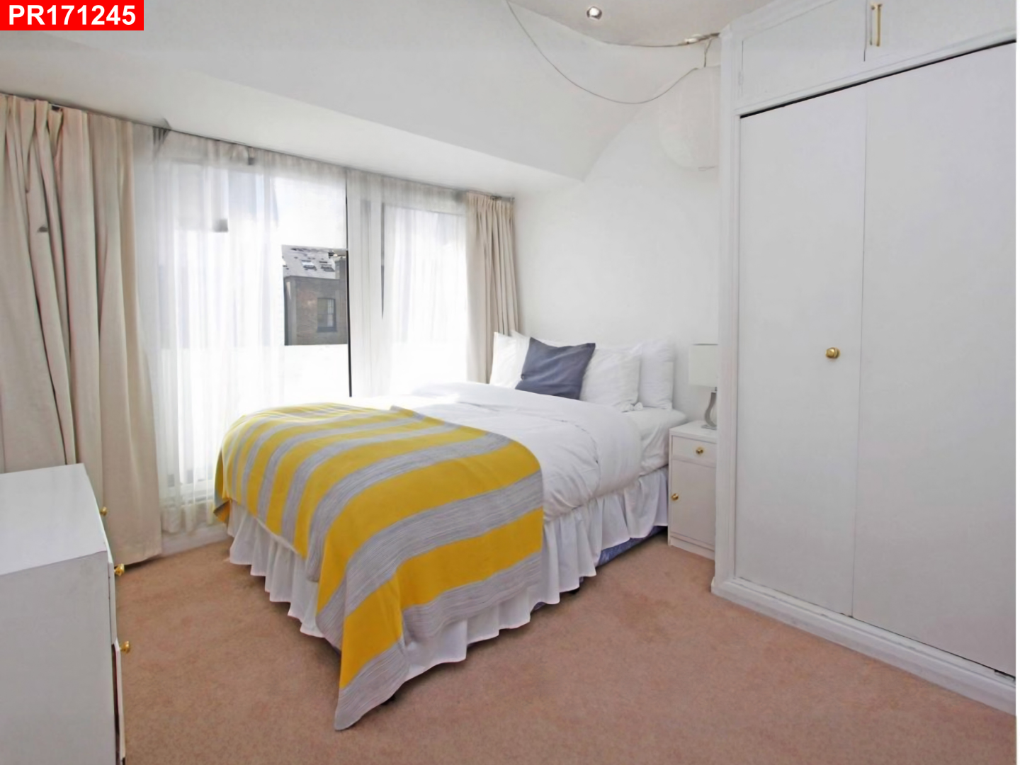 Flat Gloucester Terrace in City of Westminster