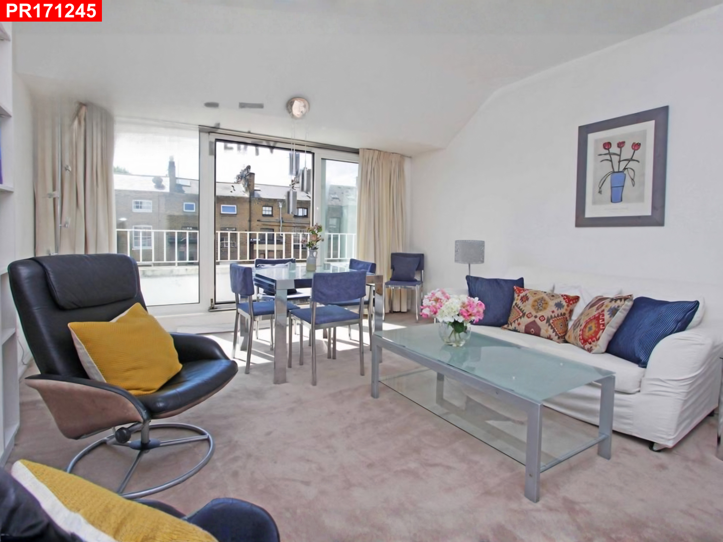 Flat Gloucester Terrace in City of Westminster