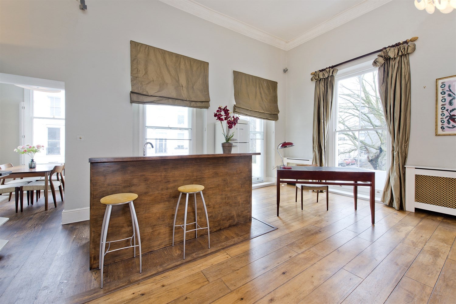 Flat Ladbroke Grove in Greater London