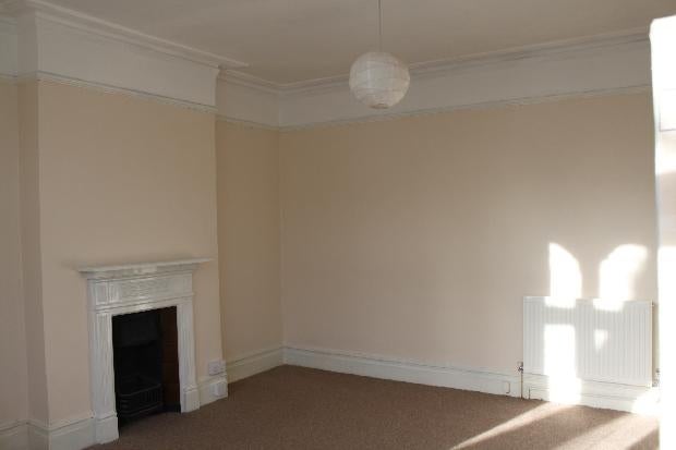 House Merton Avenue in Greater London