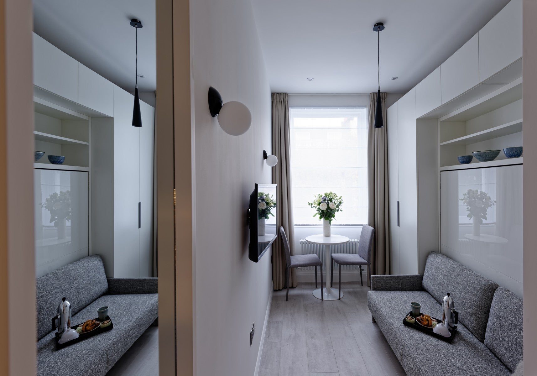 Flat Linden Gardens in Greater London
