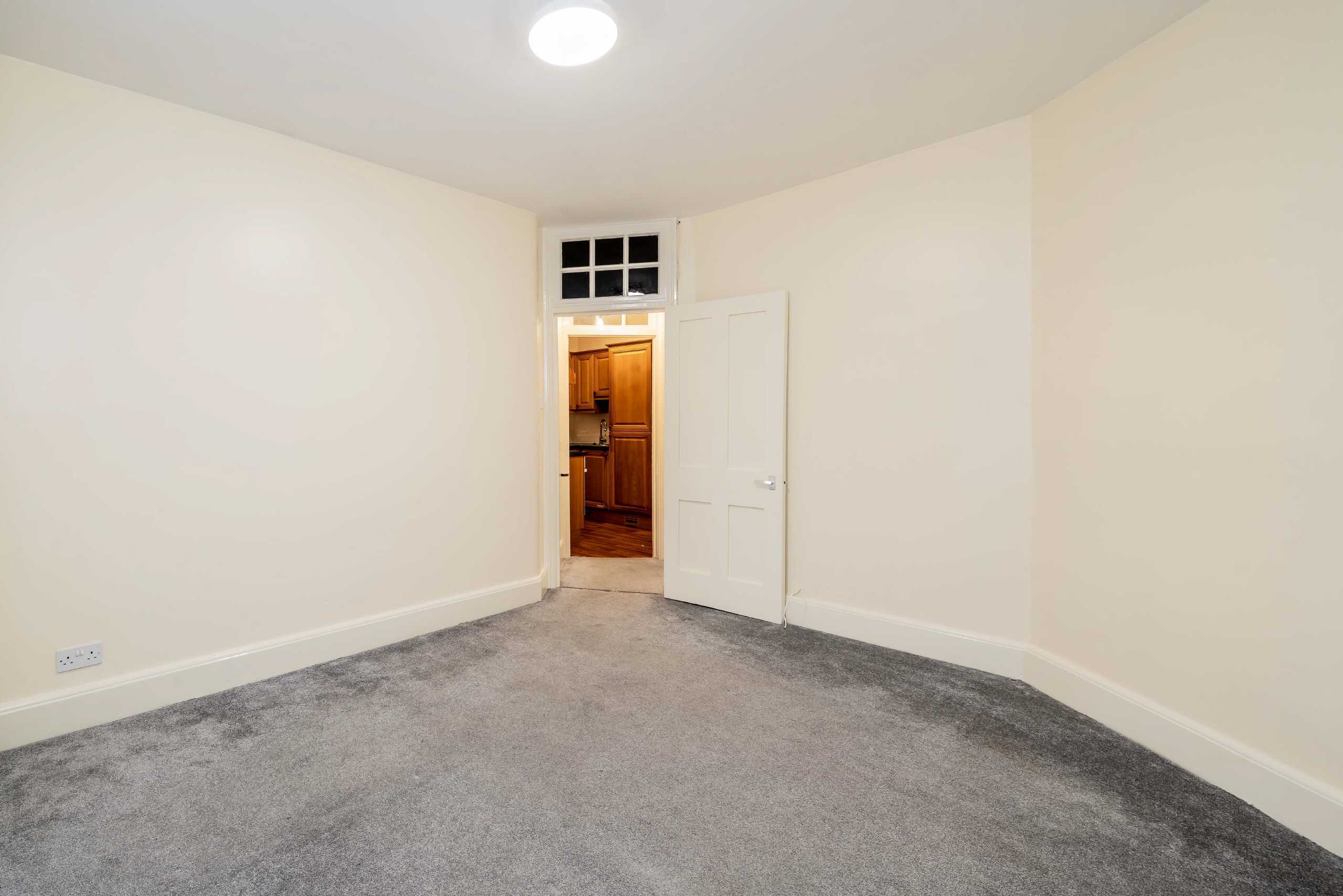 Flat Thanet Street in Greater London