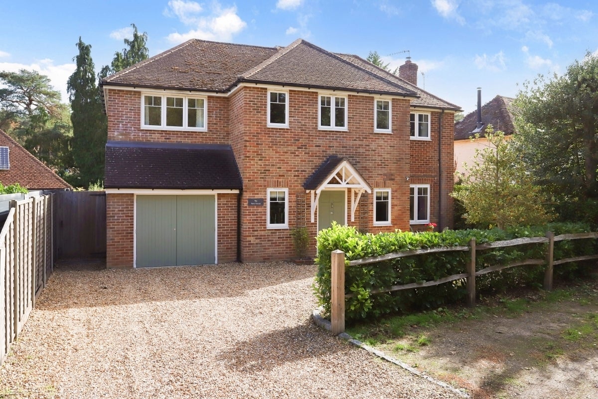 House Sandy Lane in Waverley