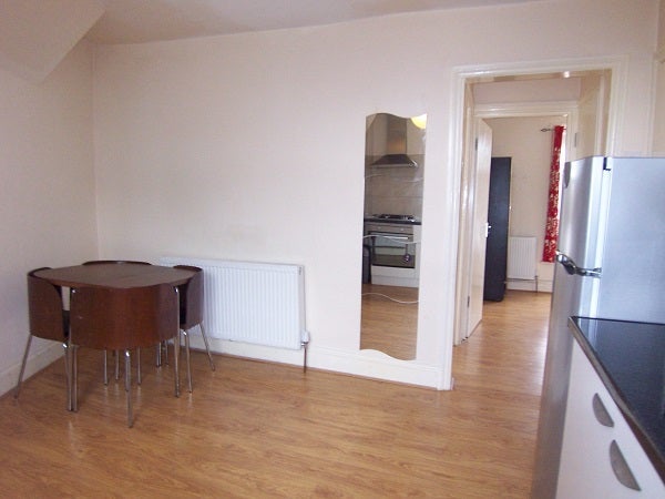 Flat Lower Clapton Road in Greater London